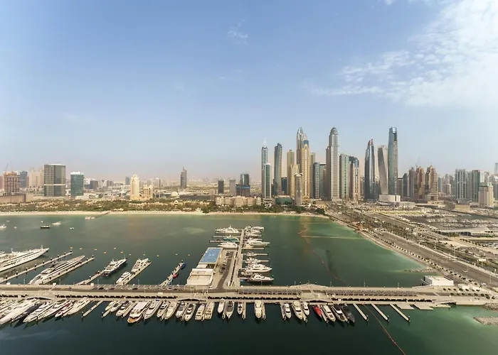 Maison Privee - Exclusive Apt W/ Unmatched Dubai Marina Vistas