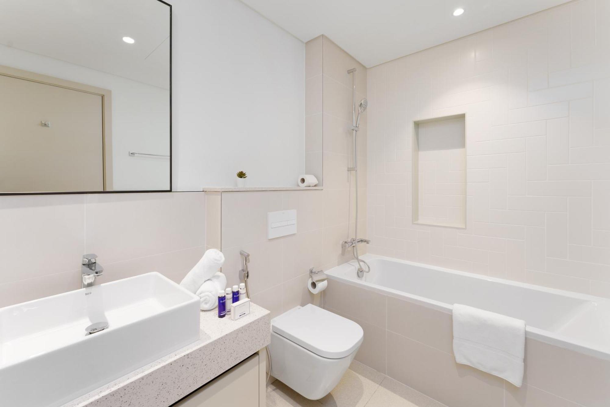 شقة Maison Privee - Exclusive W/ Unmatched Marina Vistas *