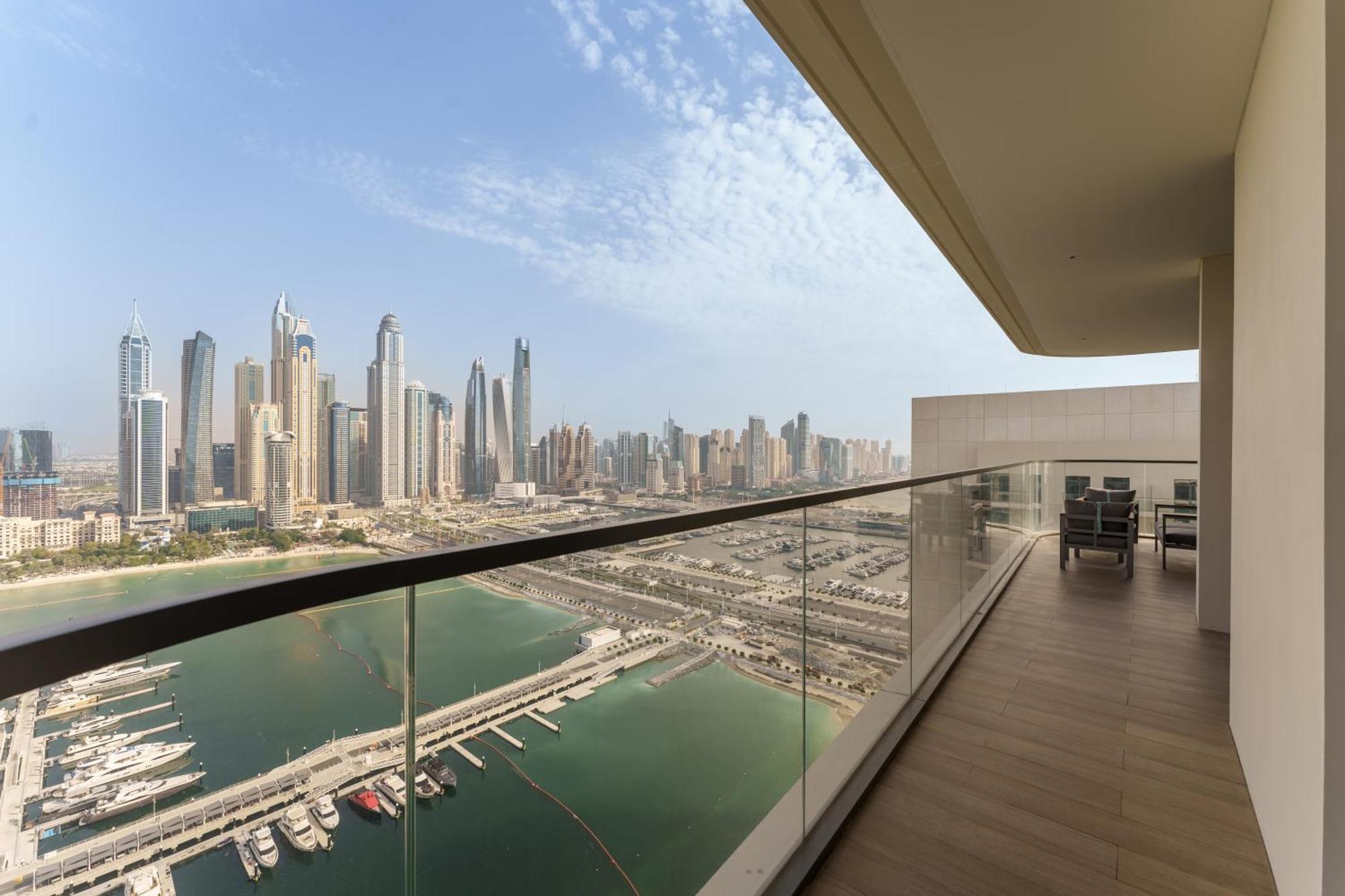 Maison Privee - Exclusive W/ Unmatched Marina Vistas شقة